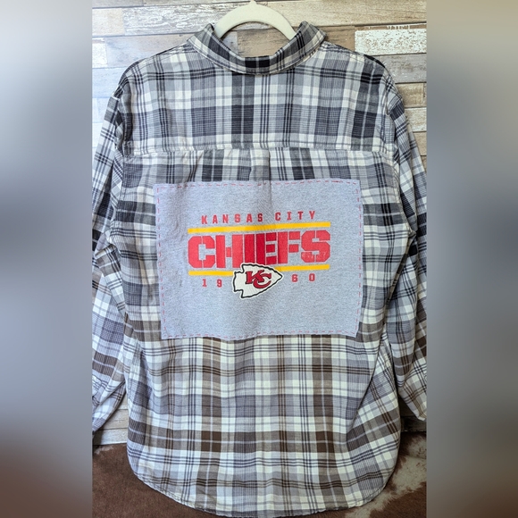 Kansas City Chiefs Upcycled Handcrafted Dip Dye Bleach Button Down Shirt - Picture 2 of 15